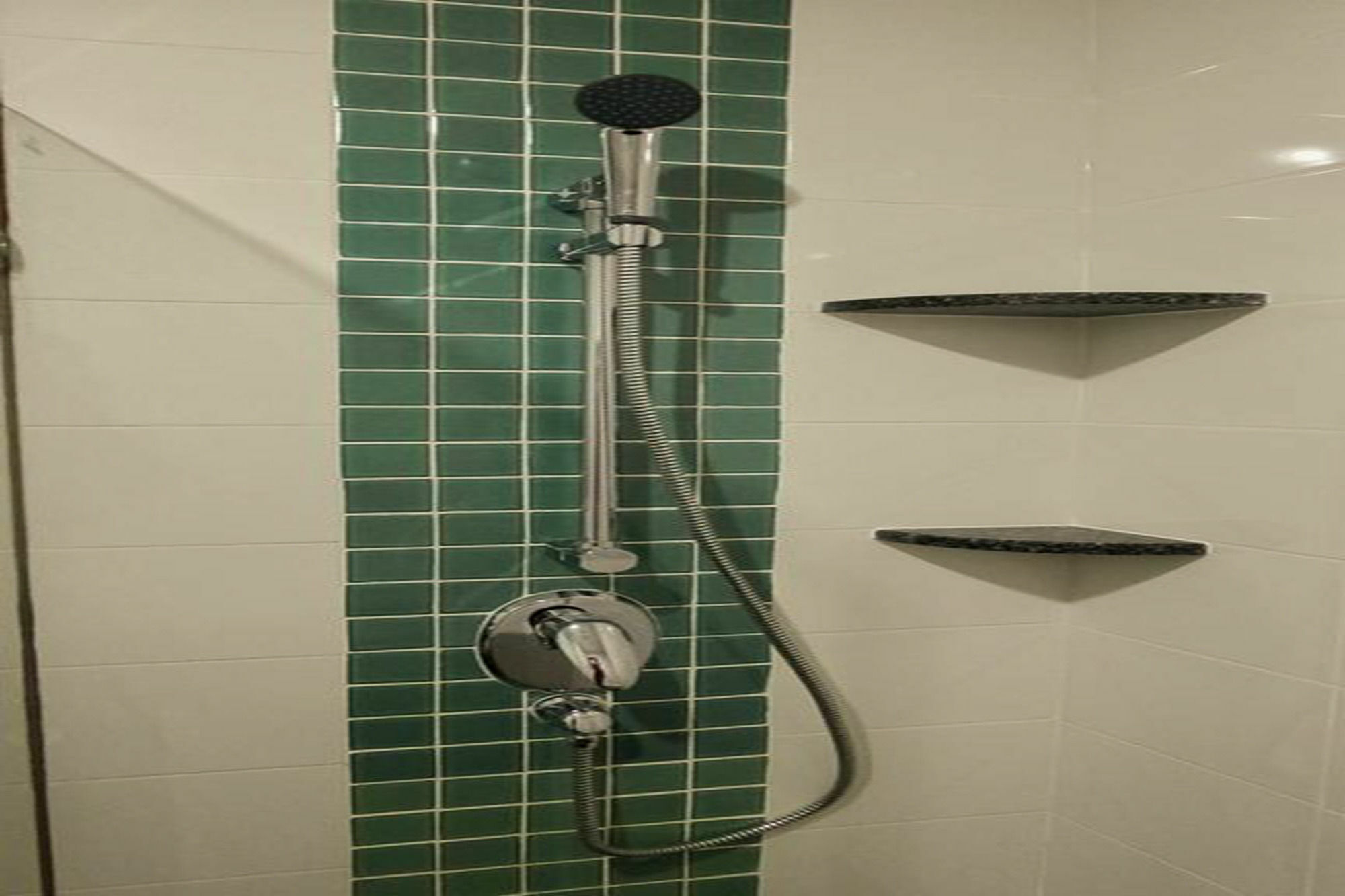 Winner Sriracha Serviced Apartment Si Racha Exterior photo