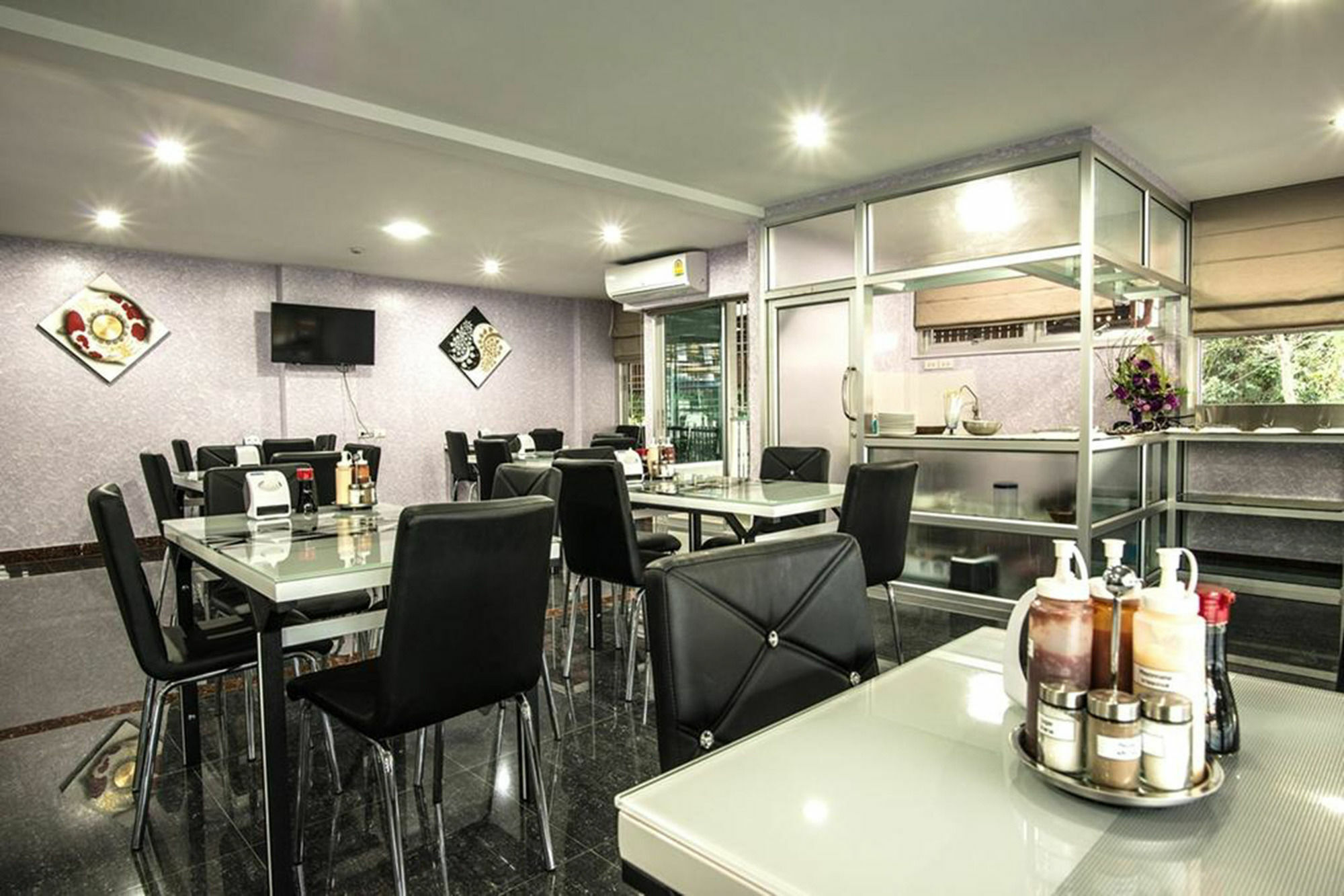Winner Sriracha Serviced Apartment Si Racha Exterior photo