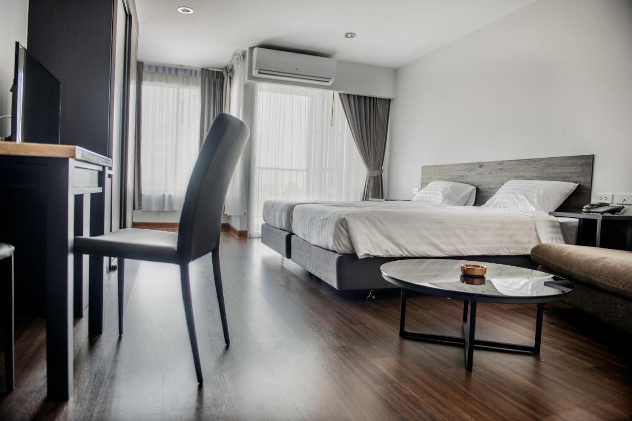 Winner Sriracha Serviced Apartment Si Racha Exterior photo
