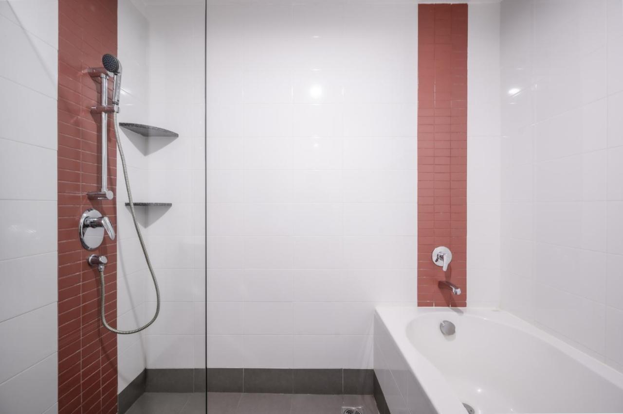 Winner Sriracha Serviced Apartment Si Racha Exterior photo